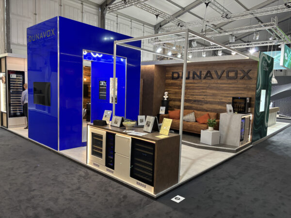 dunavox stand tervezés Löhne németországi kiállításra, konyhasziget