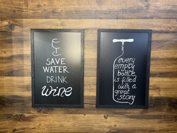 dunavox stand tervezés Löhne németországi kiállításra, egyedi krétatábla dekoráció